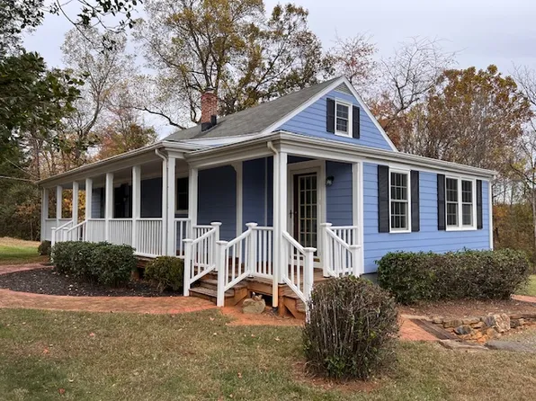 409 Decca Farm Ln, Charlottesville, VA 22901