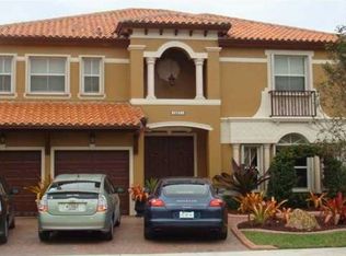 15571 SW 27th St, Miami, FL 33185