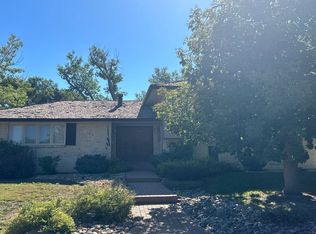 7000 S Penrose Ct, Centennial, CO 80122