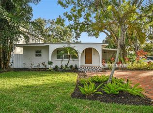 3320 W Villa Rosa St, Tampa, FL 33611