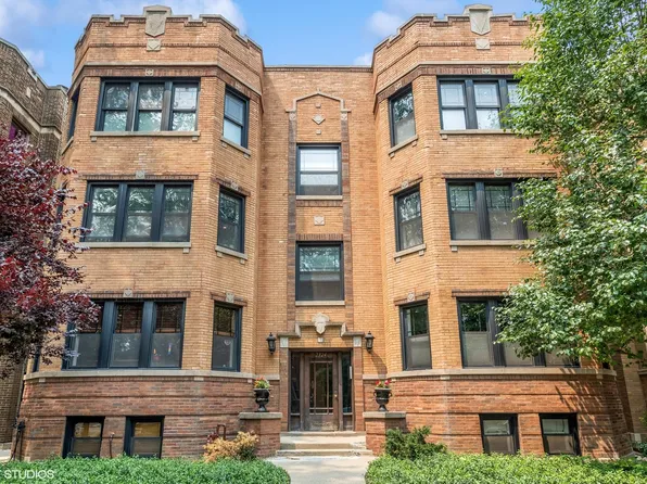 2324 W Argyle St APT 3W, Chicago, IL 60625