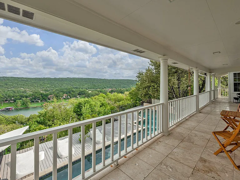 1604 Cliffwood Dr — Photo 31