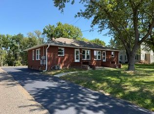 708 Upton Ave, Springfield, MI 49037
