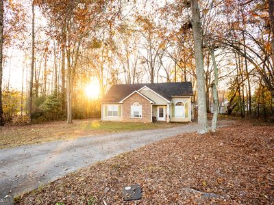 212 Joshua Ct, Social Circle, GA, 30025