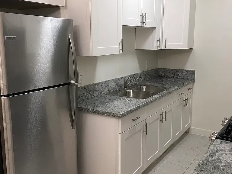 131 N Breed St #102 — Photo 2