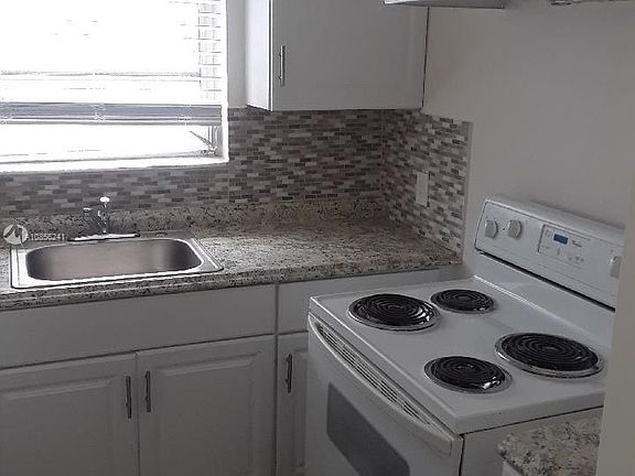 4th image of 7920 Byron Ave APT 7