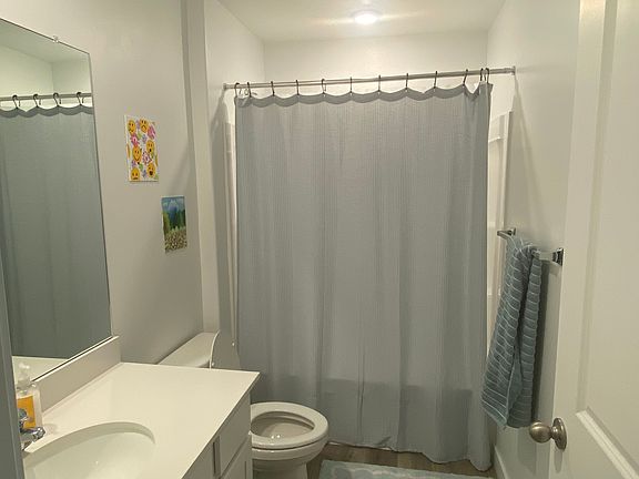 5th image of 908 E Sea Horse Ct