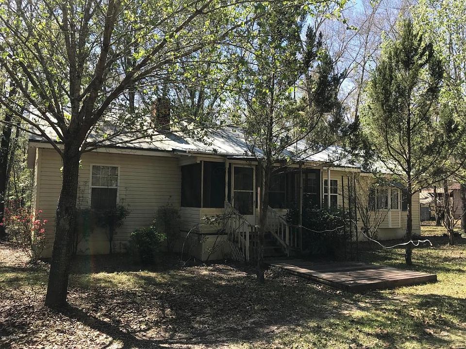 1st image of 6041 Camelot Ln