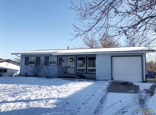 335 E College Ave, Rapid City, SD 57701
