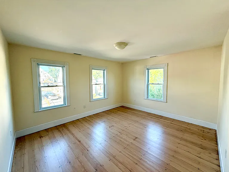 48 Newcomb St #48 — Photo 17