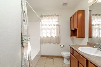 109 Shiloh St — Photo 16