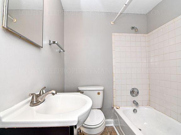 5th image of 2311 Rodman St