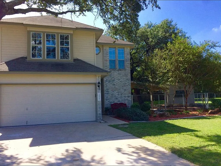1817 Taron Cv — Photo 1