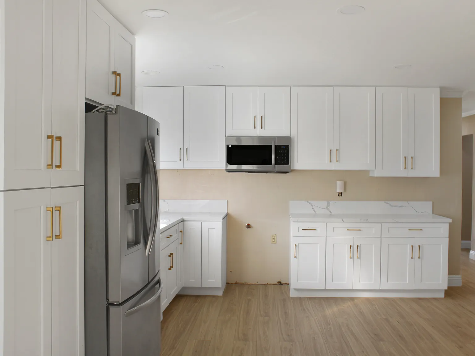 5 bed, 1753 sqft, $5,000 — Photo 3