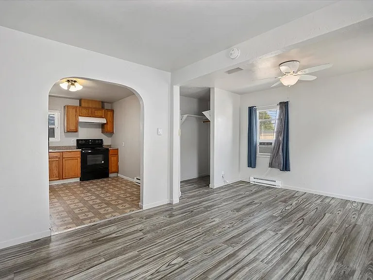 270 Quincy St — Photo 2