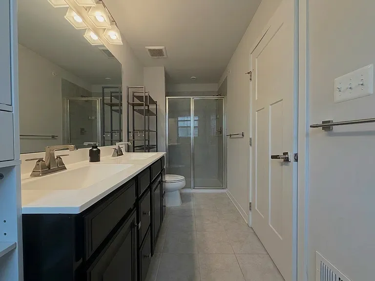 Master Full Bathroom