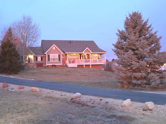 Sunrise: 41391 Country Rose