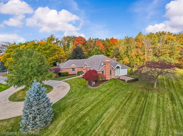 24037 Armada Center Rd, Armada, MI 48005