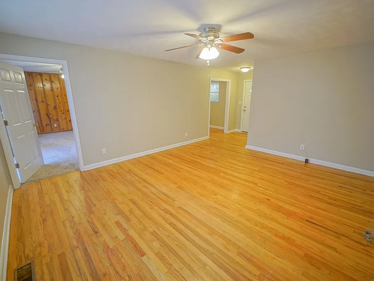 1804 Skyland Dr — Photo 8