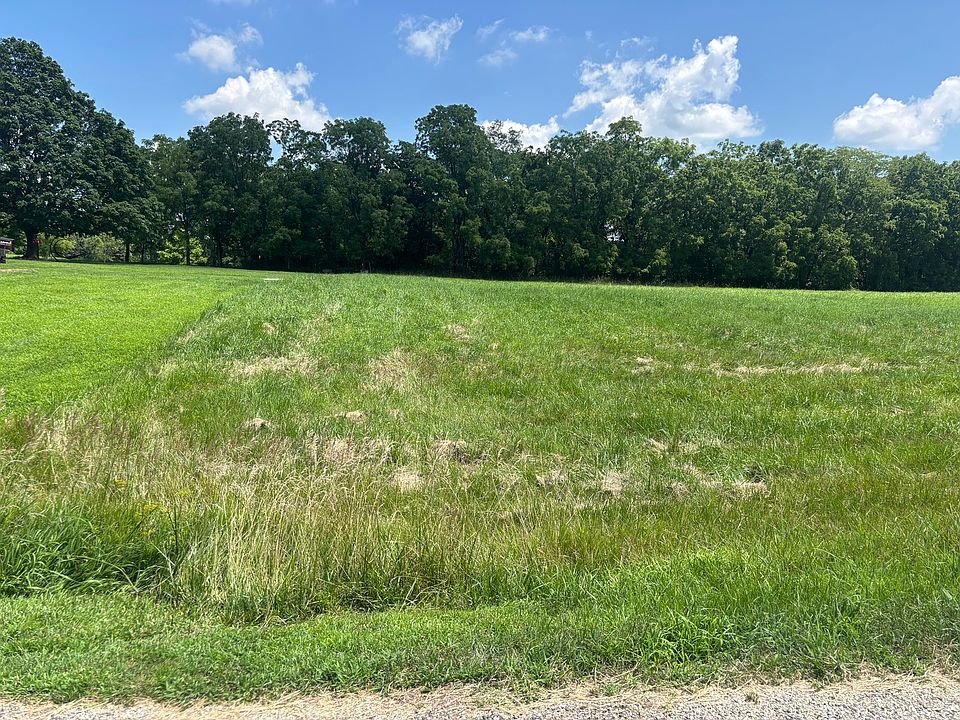 2nd image of 997 Hidden Valley Dr