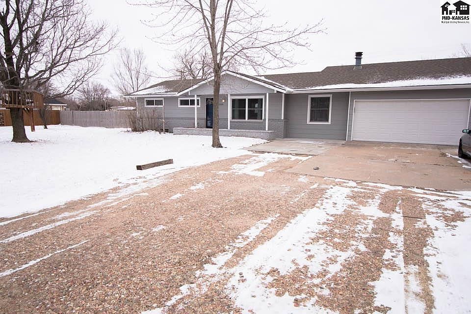 1st image of 1509 E 35th Ave