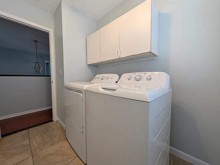 11435 Georgetown Cir — Photo 28