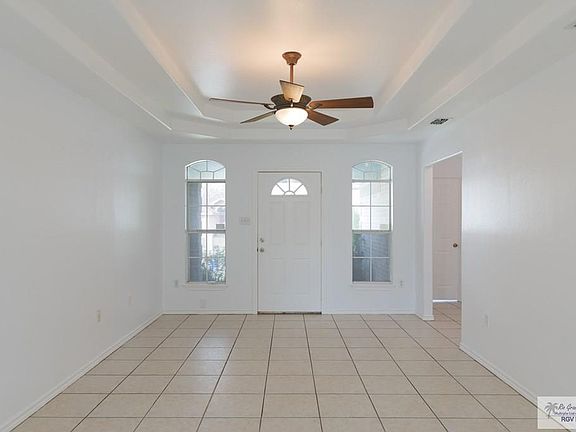 2nd image of 1906 Bald Cypress Dr