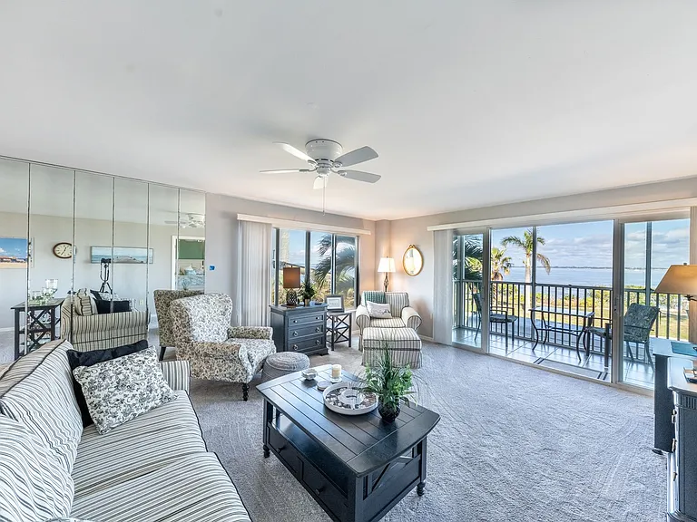 1477 Park Beach Cir #11 — Photo 8