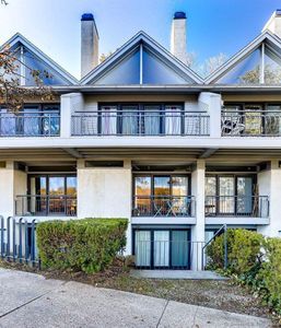 10 Front St #10, New Haven, CT, 06513