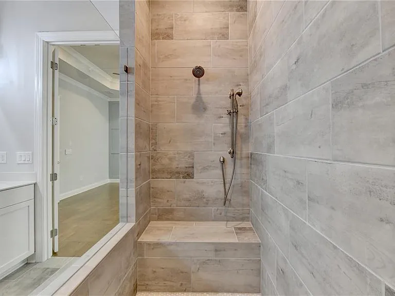 4536 Molder Dr — Photo 49