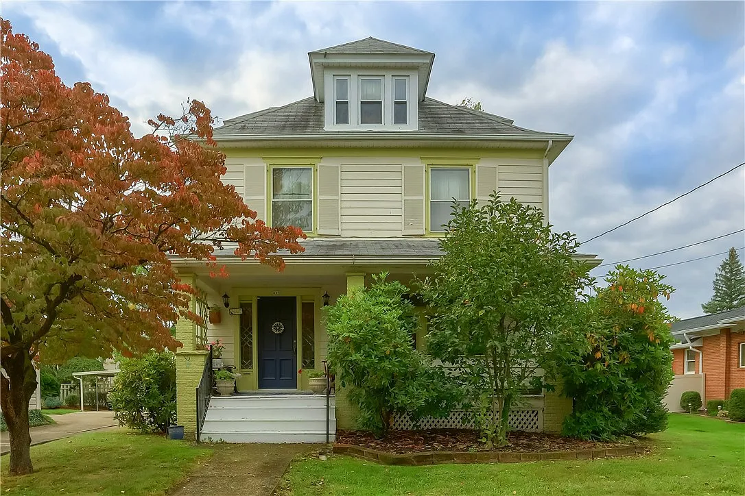 208 E Edgewood Ave photo 1
