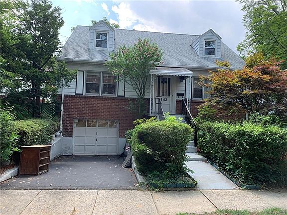 3rd image of 142 Ellwood Ave