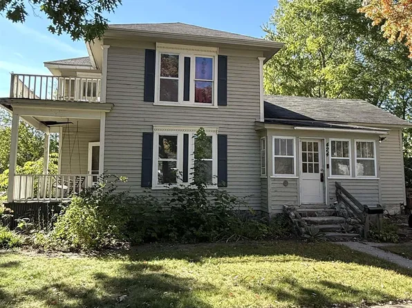 424 S Kinney Ave, Mount Pleasant, MI 48858