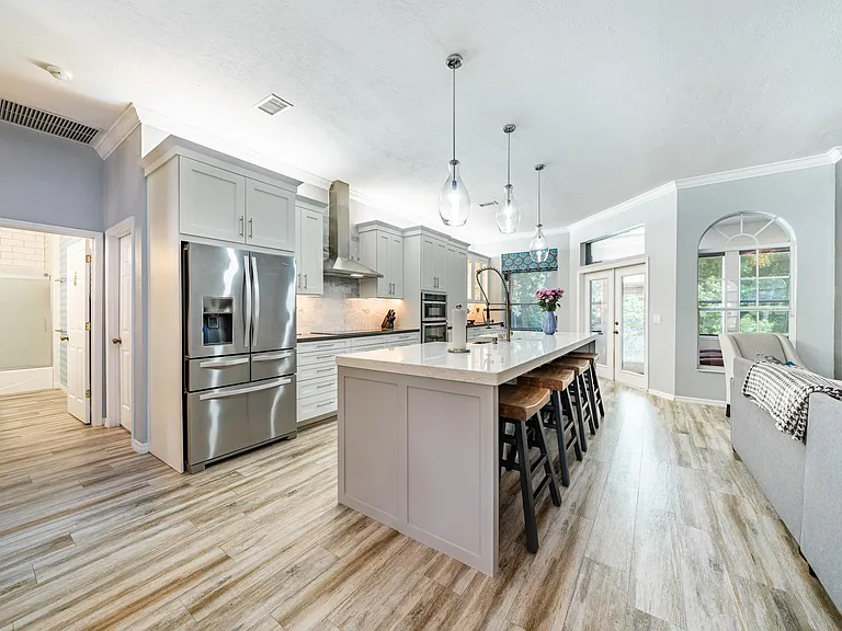 5121 NW 76th Ln — Photo 17