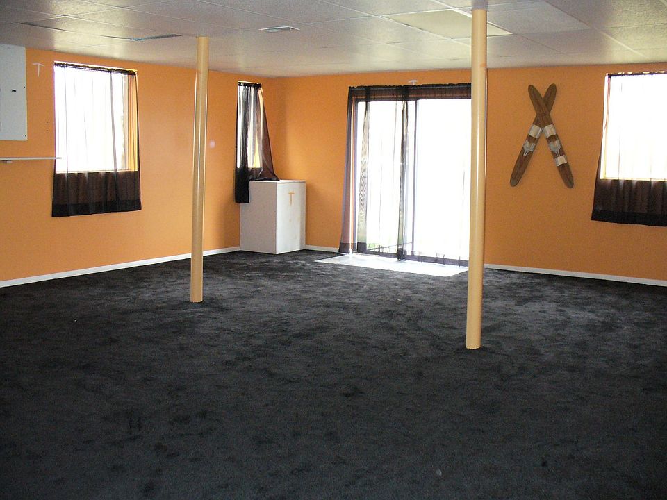 basement rec room