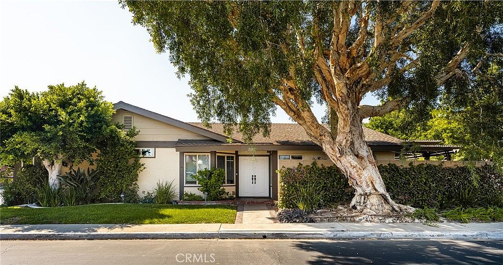 2102 E Wellington Ave, Santa Ana, CA 92701 MLS PW23180014 Zillow