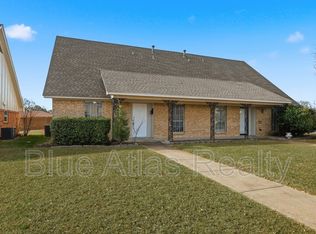 704 Skyline Dr, Duncanville, TX 75116