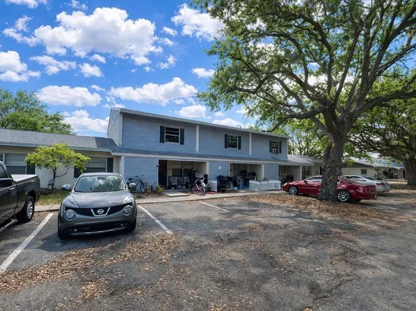 1000 E Caroline St, Tavares, FL 32778