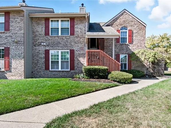 1200 Captains Brg, Centerville, OH 45458