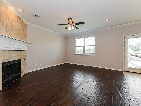 4th image of 1208 Songbird Dr