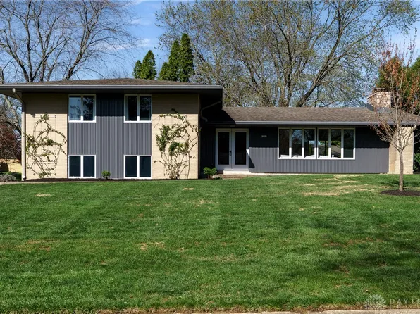1251 Lomeda Ln, Dayton, OH 45434