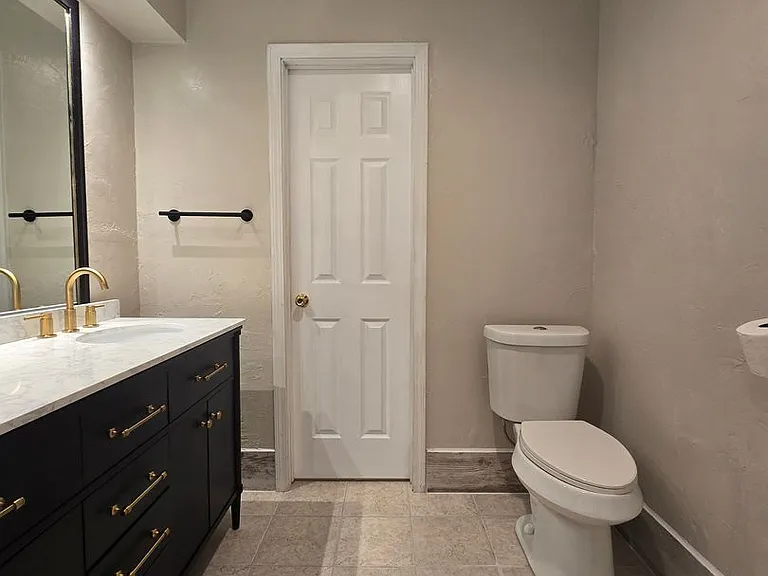 112 Thomas Blvd — Photo 18