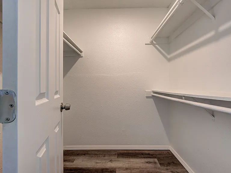 Shelton Village - Now Offering $500 Off Move-In Costs — Photo 14