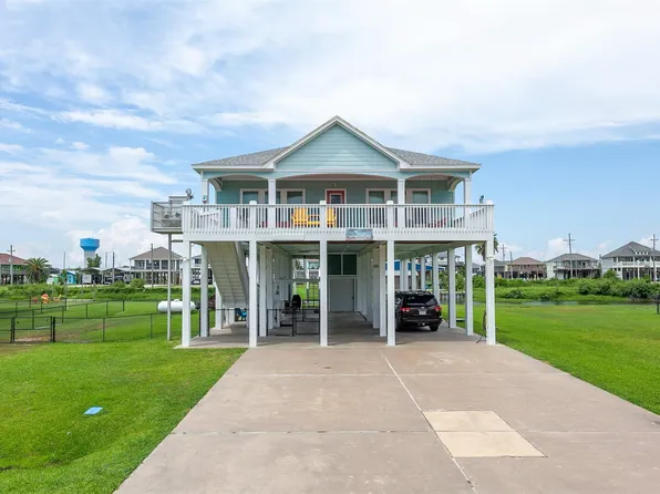 1987 Avenue G, Crystal Beach, TX 77650