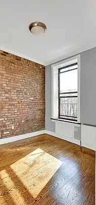 Rented by Century 21 Premier  | media 6