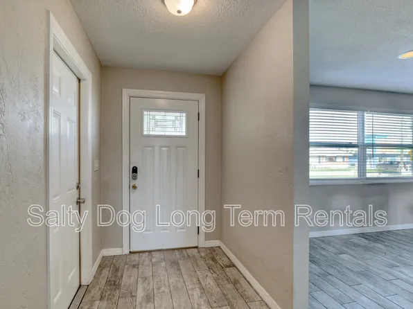 130 Lindley Rd, Daytona Beach, FL 32118