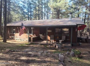 2017 Mineral Dr, Forest Lakes, AZ 85931