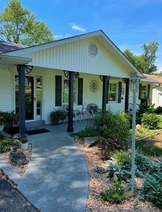 10420 Clarendon Ave, Saint Louis, MO, 63114