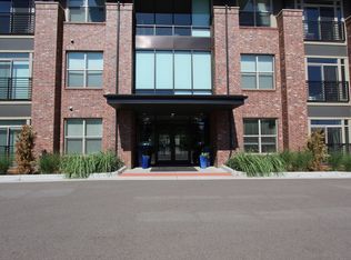 155 S Monaco Pkwy #304, Denver, CO 80224