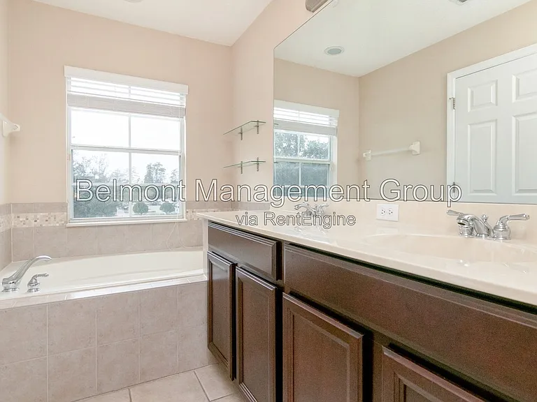 9426 Silver Buttonwood St — Photo 24